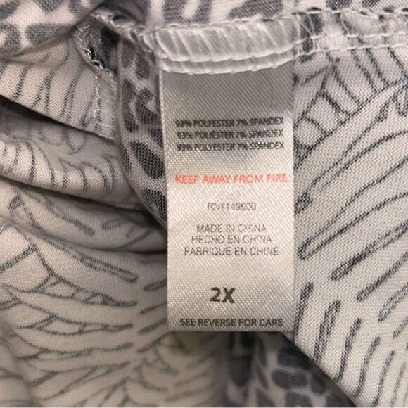 Flora by Flora Nikrooz Animal Print Soft Short Robe - Picture 9 of 13